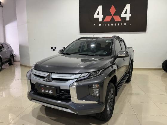 MITSUBISHI TRITON 2.4 BITURBO DIESEL CD HPE 4X4 AUTOMÁTICO MITSUBISHI TRITON 2.4 BITURBO DIESEL CD HPE 4X4 AUTOMÁTICO